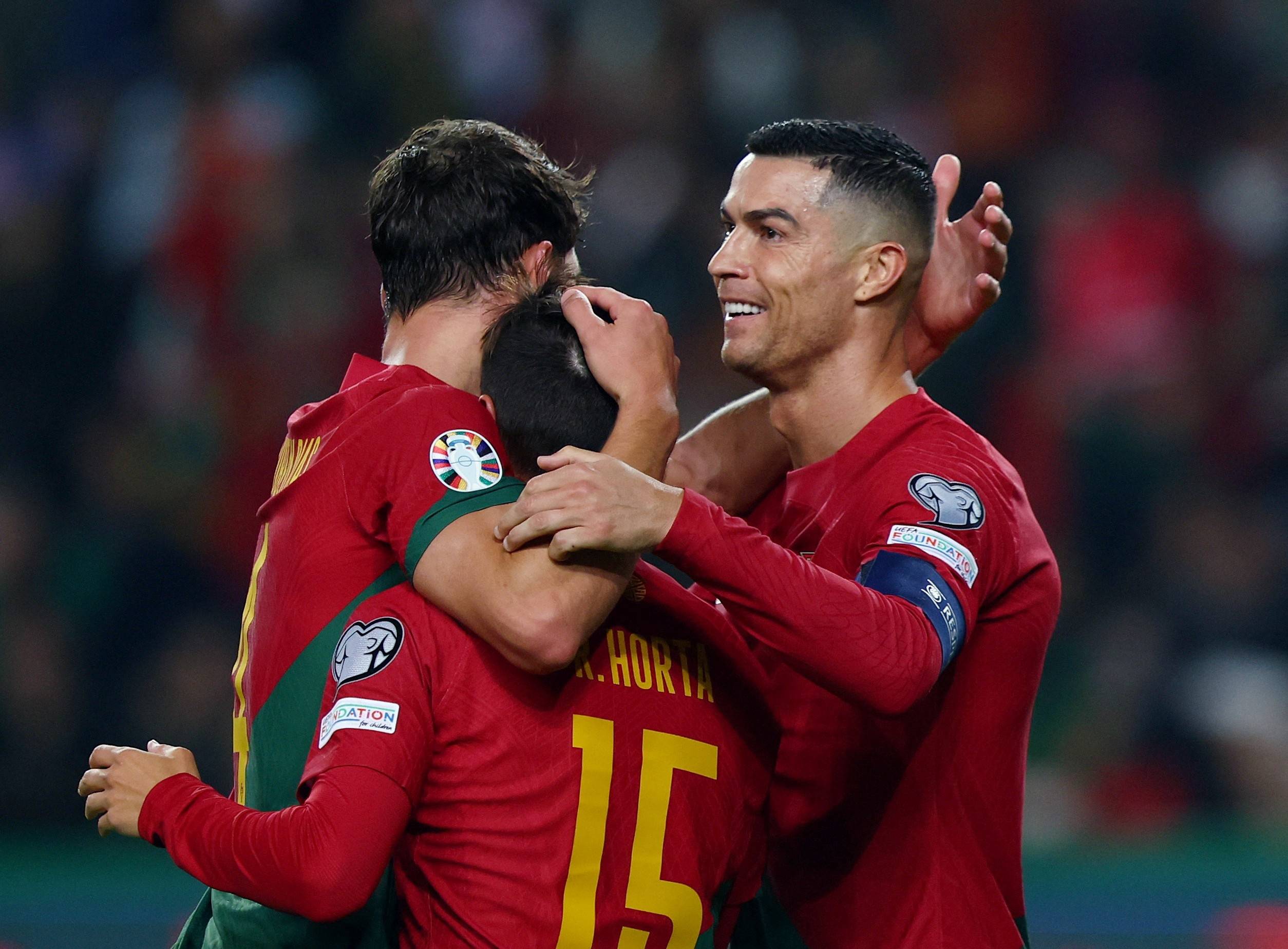 开云体育中国官网-关于韩国国家队备战葡萄牙热身，决心保持连胜的信息