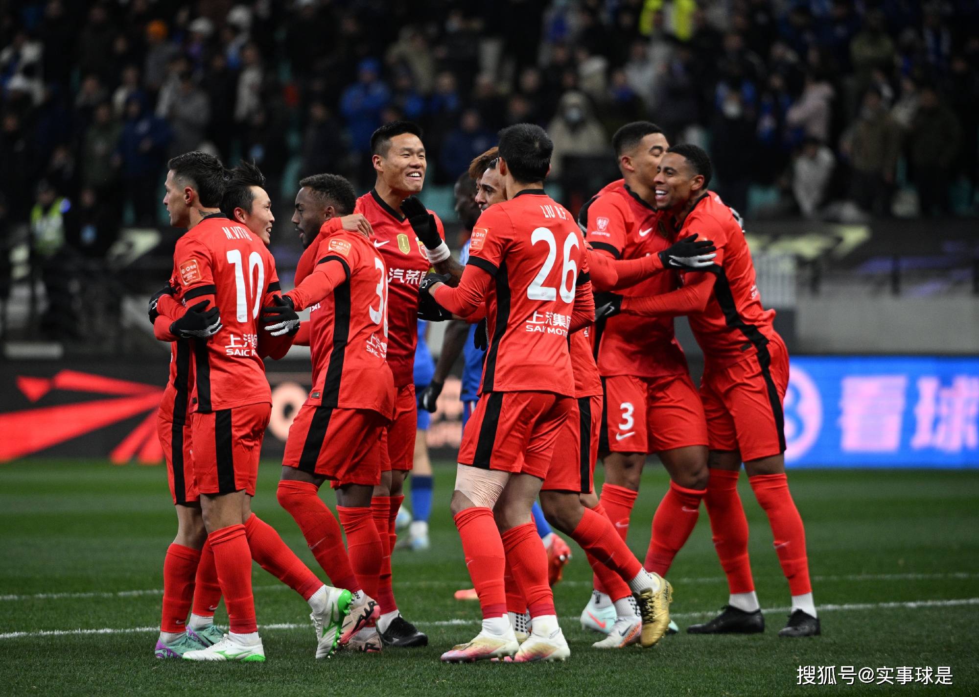 关于北京国安坚守主场，力争胜利继续领跑的信息