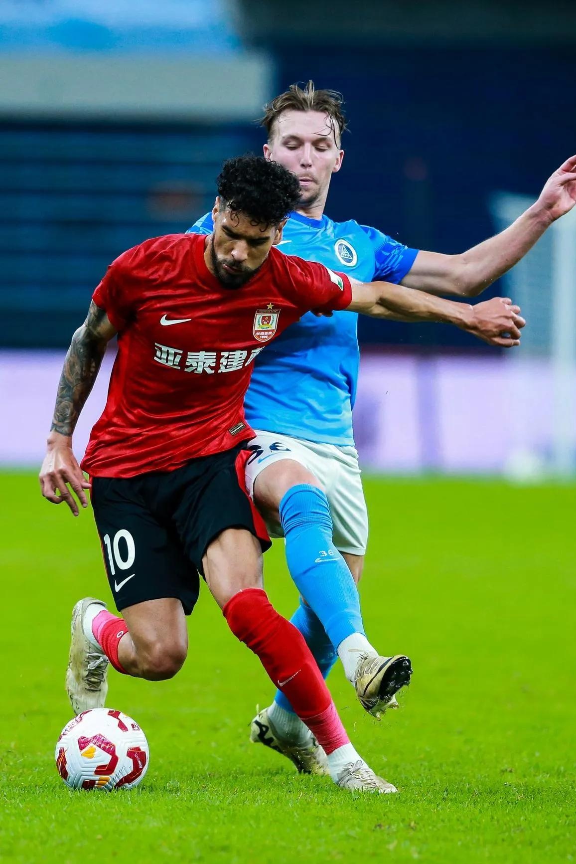 开云体育网页版入口-关于队伍实力逐渐显现，中超联赛竞争日益激烈的信息