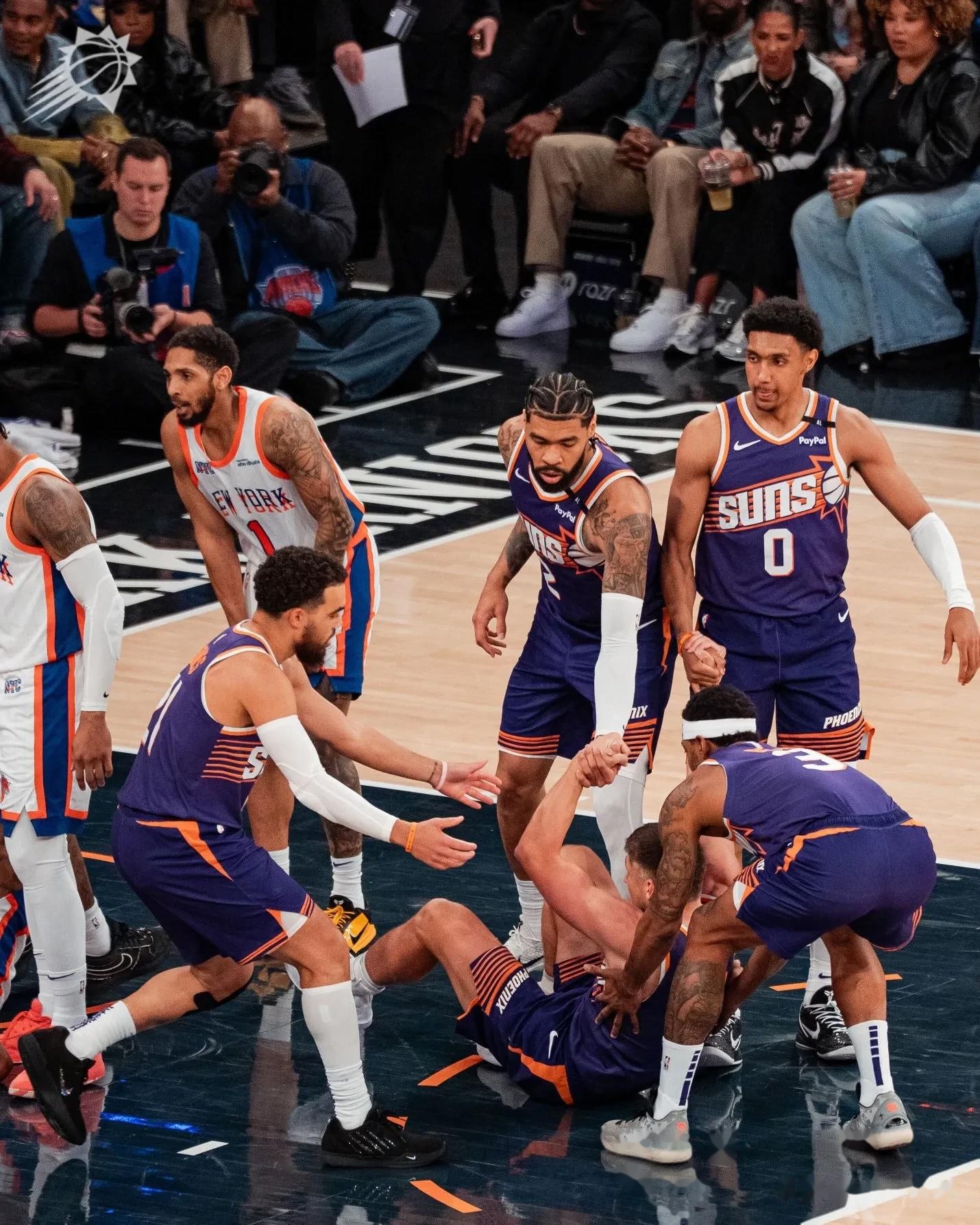 开云体育登录入口-包含太阳力克独行侠，布克+平均节奏领跑全场的词条