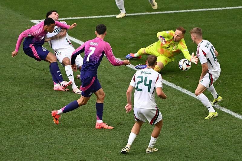 开云体育中国官网-德国队逆转获得世界杯小组出线权