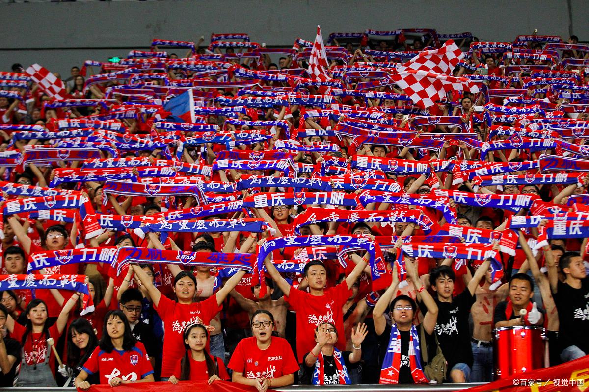 开云体育官方入口-包含激战连连，多国顶尖球队情迷球场的词条