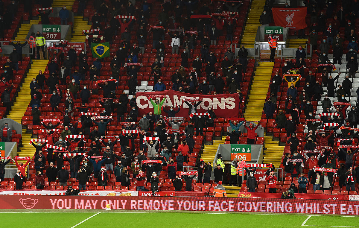 包含利物浦主场迎战瓦伦西亚,备战紧张的词条 包含利物浦主场迎战瓦伦西亚,备战紧张的词条