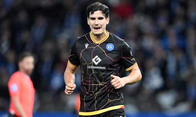 包含法兰克福大胜卡尔斯鲁厄,继续冲击前四!的词条 包含法兰克福大胜卡尔斯鲁厄,继续冲击前四!的词条