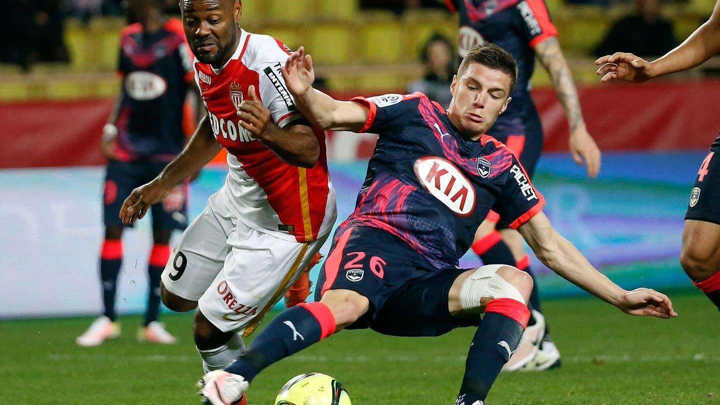 瓦朗谢纳惊艳登顶,法甲突发事件的简单介绍 瓦朗谢纳惊艳登顶,法甲突发事件的简单介绍